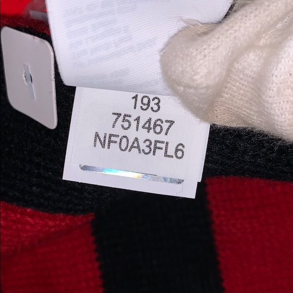 NWT The North Face Logo Scarf - Black/ Red - Picture 6 of 10